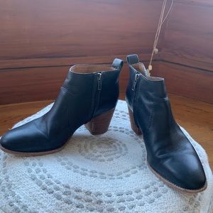 Madewell black booties - great condition